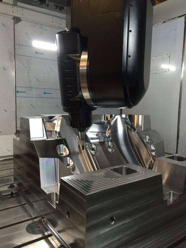 Insidan på Diamond 30 CNC-svarv från Vemu verktygsmaskiner